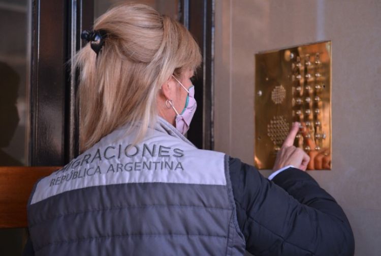 La Provincia estableció las pautas del aislamiento obligatorio para los bonaerenses que regresen al país