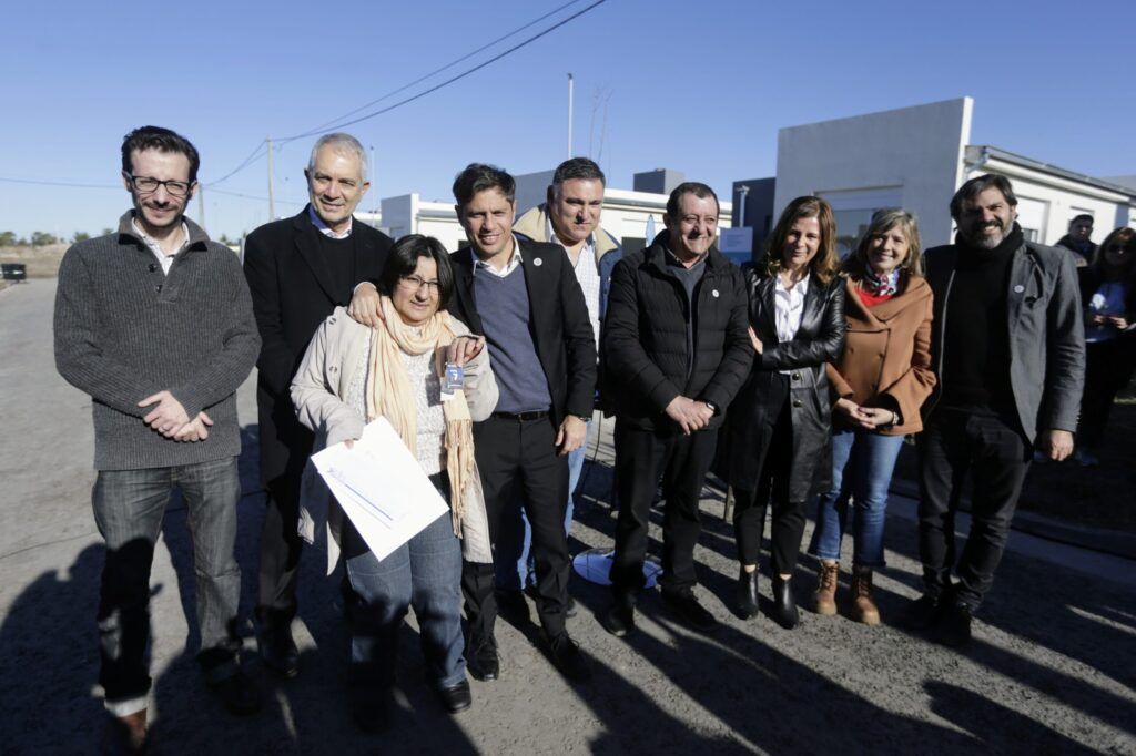 Axel Kicillof inauguró una red de gas natural en Pergamino