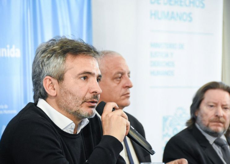La Provincia presentó en la Ex Esma “Un oscuro tiempo de (in)justicia”