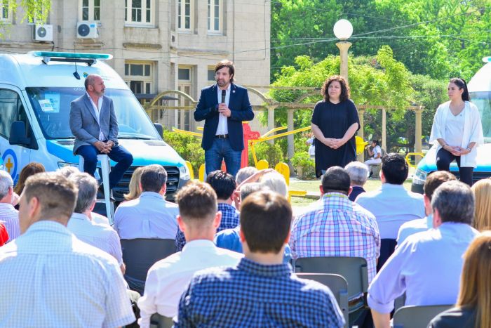 Salud recibió 52 ambulancias de Nación para distribuir en la Provincia