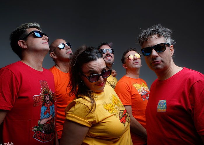 El rock de Los Raviolis, siguen las “Vacaciones Divertidas” en el Salón Dorado