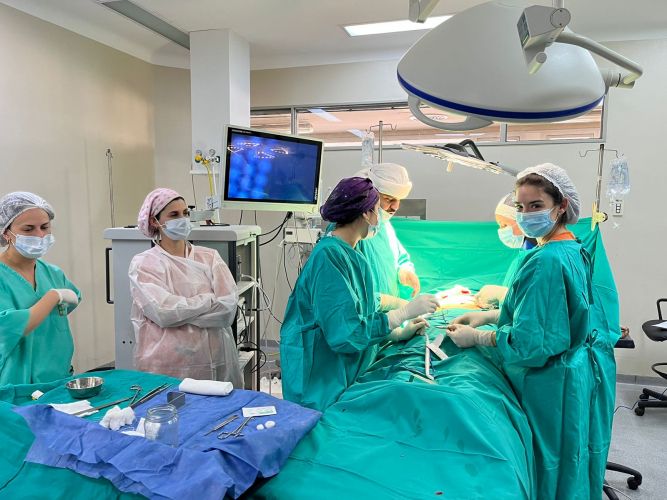 Salud puso en marcha las “maratones quirúrgicas” de los fines de semana