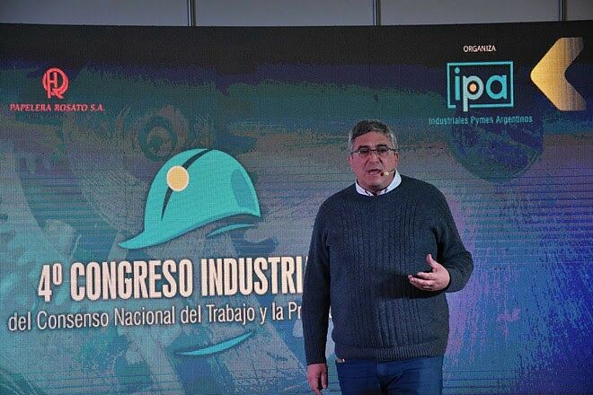 Apuntamos a una industrialización con un entramado productivo fuerte