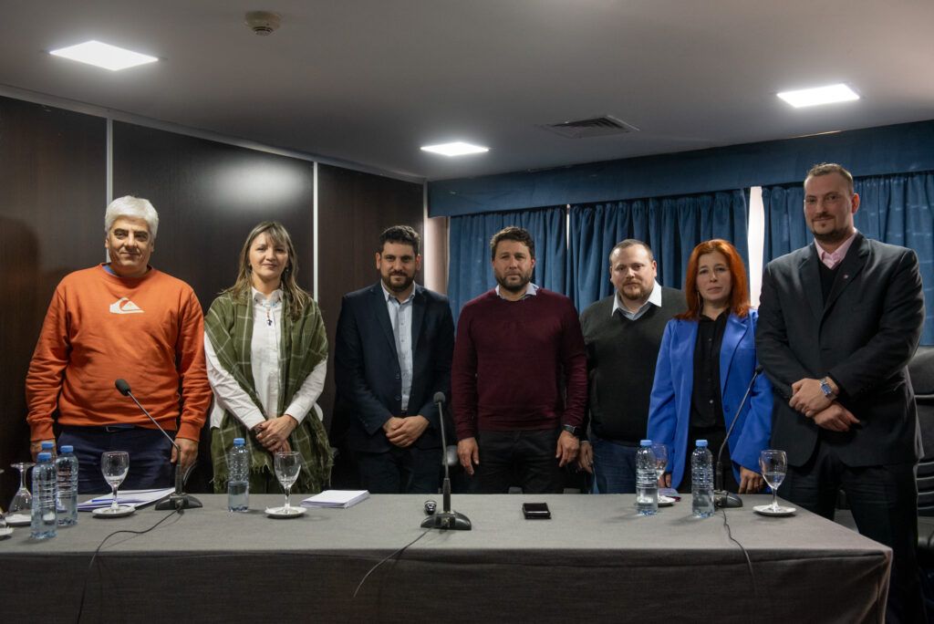 PRESENTARON PROYECTO DE LEY PARA PROTEGER A LAS FAMILIAS BONAERENSES SOBREENDEUDADAS