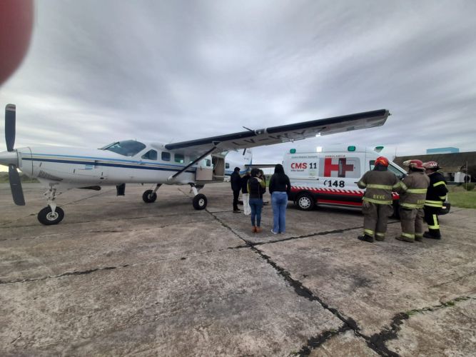 avion y ambulancias