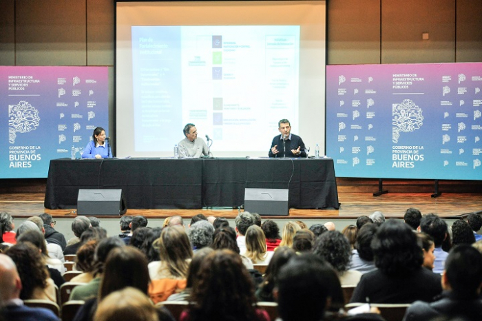 El Ministro Katopodis en la presentación