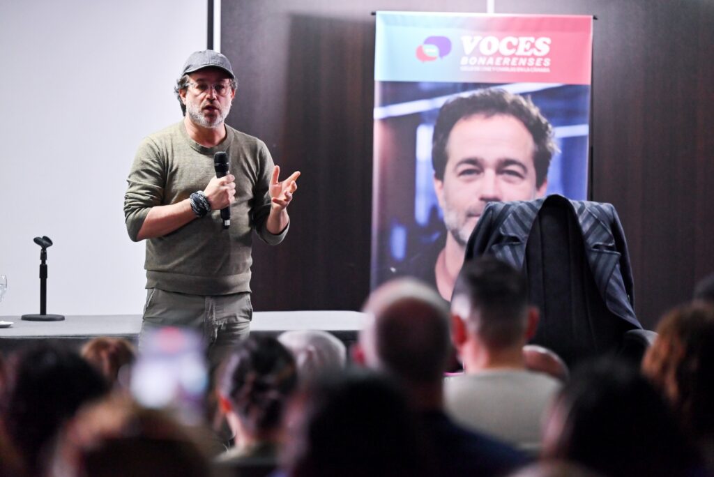 GASTÓN PAULS DIO UNA CHARLA SOBRE ADICCIONES
