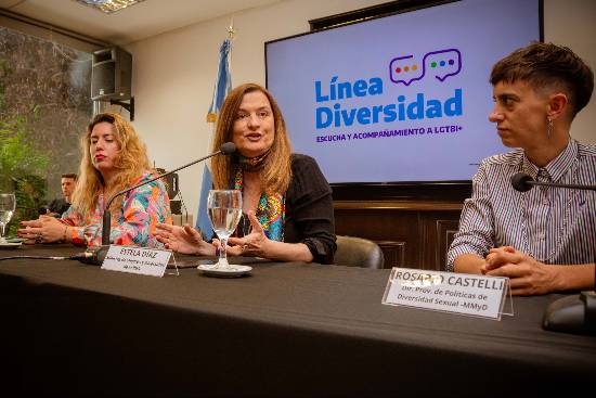 Presentamos la Línea de escucha y acompañamiento a personas LGBTI+ bonaerenses