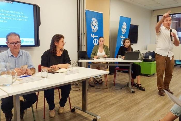 De adolescentes en conflicto con la ley penal