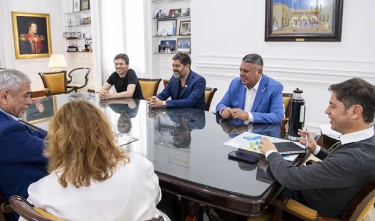 chiqui tapia y axel kicillof