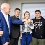 Kicillof entregó viviendas en General La Madrid