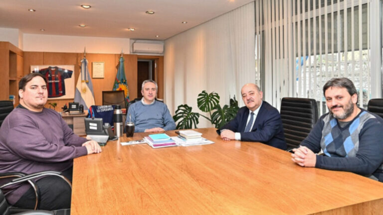 Larroque y Tauber dialogan sobre producción alimentaria