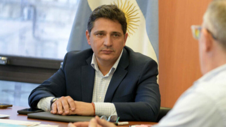 Marinucci critica el modelo económico tras aumento de la pobreza
