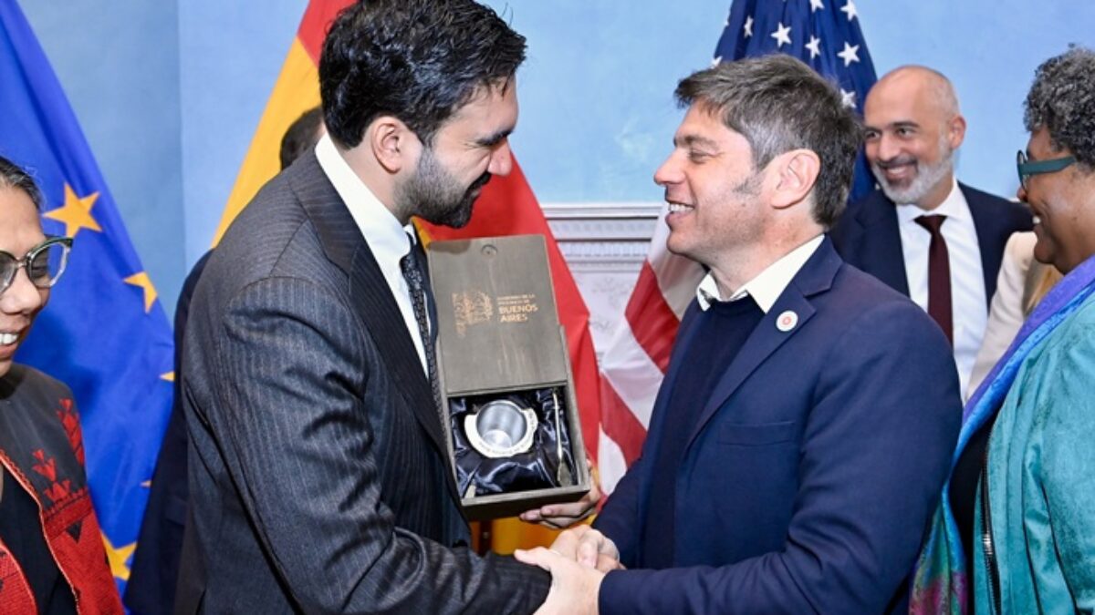 Kicillof concluyó su visita a EE. UU. con una conferencia en Columbia