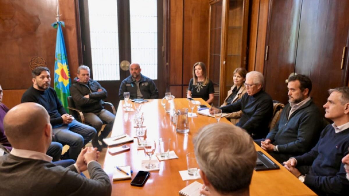 Reunión entre el Gobierno bonaerense y empresas de telecomunicaciones