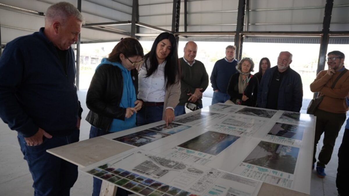 Avanzan obras de viviendas en Berazategui
