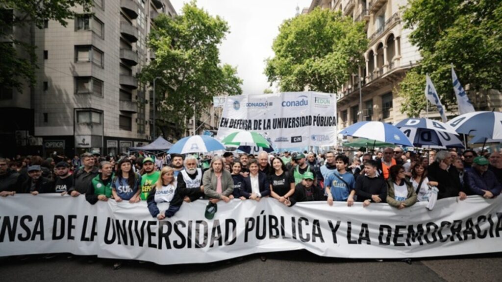 Kicillof en la 5° Marcha Federal Universitaria