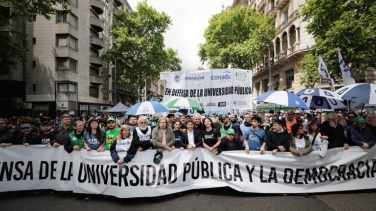 Kicillof en la 5° Marcha Federal Universitaria
