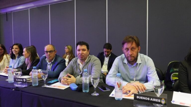 Encuentro en Rosario para abordar el déficit habitacional