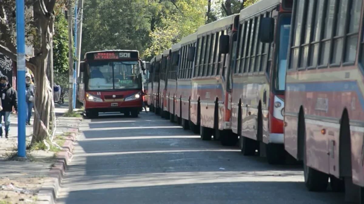 Moreno licita el transporte público por 10 años: cuándo se presentan las ofertas y qué se sabe
